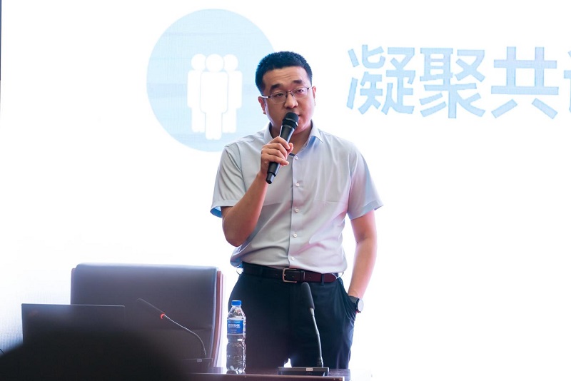 7ee13a1eed9211a6e9e2f834f581dc45